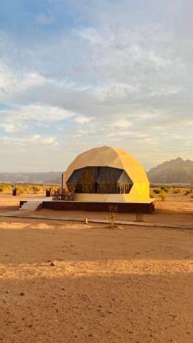 Фасада на хотела, Wadi Rum Ahmad comp in Уади Рум