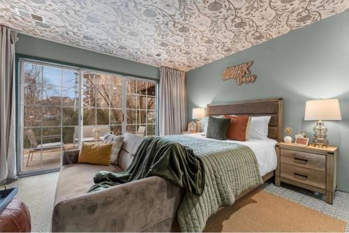 Ozark Oasis - Walk-in Studio w Patio, Pets OK!, Branson