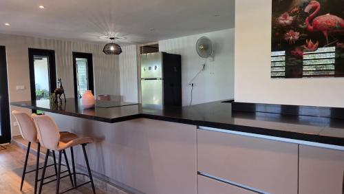 Kahlúa Suites (Kahlua Suites) in Tera Kora