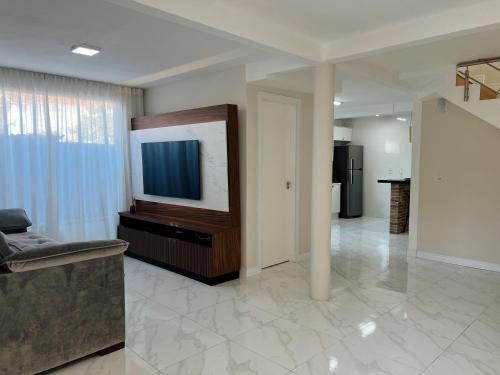 Casa 2 QUARTOS 2 BANHEIROS Freguesia do Ribeirao da Ilha in Ribeirao da Ilha