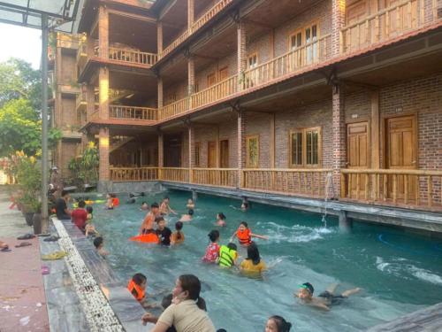 Hồ Núi Đính Hotel – Ninh Binh, OH