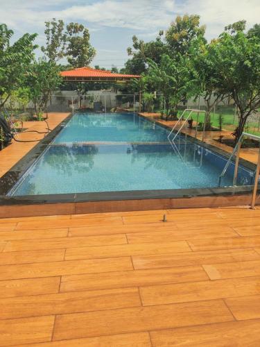 . Siva Rama garden resort 6 AC Bed rooms ,swimming pool ,BoX cricket ,Born fair,BBQ, kichan&all, near beach road bheemilli vishakapatnam