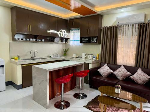 Henritz Apartelle in Sogod