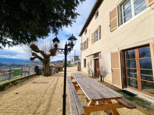 Gîte, animaux acceptés - 14 pers. entre Pilat et Lyonnais - FR-1-496-385 (Gite, animaux acceptes - 14 pers. entre Pilat et Lyonnais - FR-1-496-385) in Marsenoda