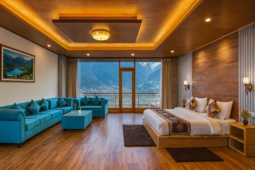 Rockland Cottage Manali - Centrally Heated & Air Cooled Luxury Rooms with Mountain & River View in Vashist