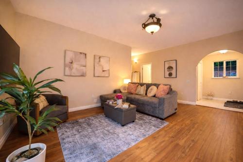 Healdsburg Wine Country Retreat with Private Patio, Fire Pit & Vineyard Views in Windsor (CA)