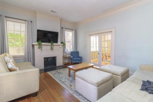 Midtown Magic- Main house- 10mins to Downtown in Columbus, USA