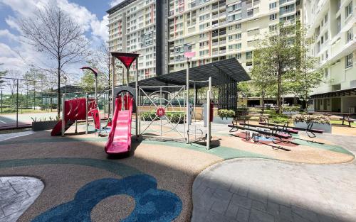 Playground, Residensi Suasana Damai by Airhost near Hospital Sungai Buloh