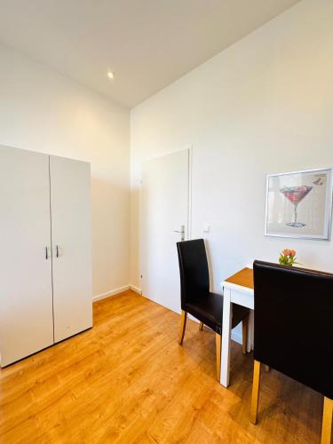 Létesítmények, Comfortable Private Rooms in 3BR Apartment Near Kaufpark Alterlaa in 23. Liesing