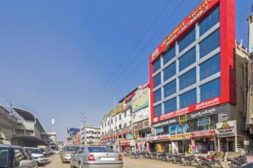 Highway Grand Residency – Hyderabad, IA