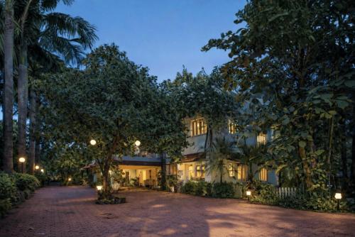 Kenwood's Farmstay - 6bhk with private pool