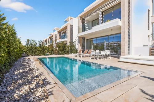 Azure Leda Villa
