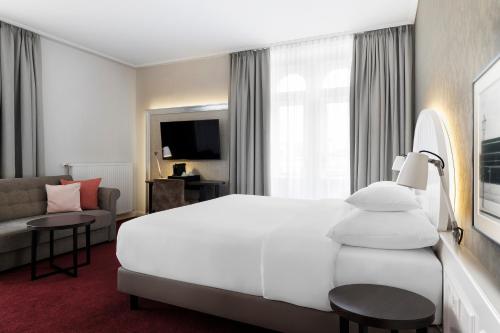 room detail thumbnail 0