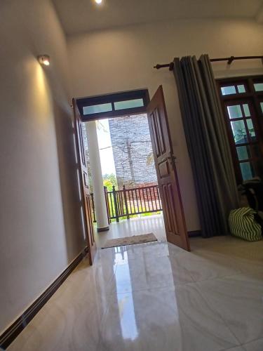 Slip Villa - image 5