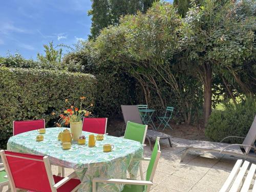 LV190-100 Maison 3 pièces 6 couchages LE LAVANDOU