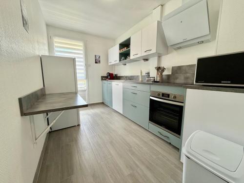 Appartement lumineux avec balcon in 拉葛拉斯德都
