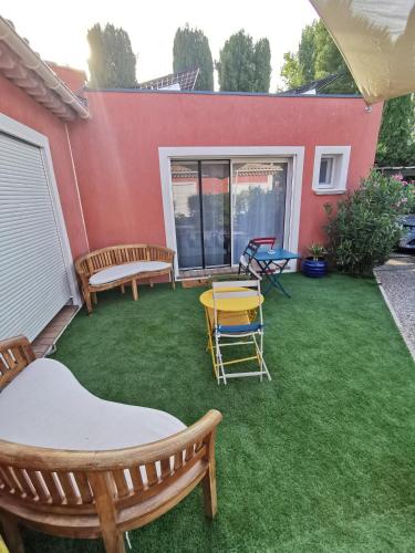 Erkély/terasz, Appartement 2 chambres 2 salles de bains in Le Cannet Des Maures