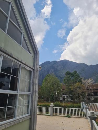 Mountain view villa in Ban Houay Saguaw