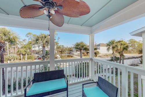 Pretty townhome with pools & hot tub - less than half-mile to beach – khách sạn tại Perdido Key (FL)