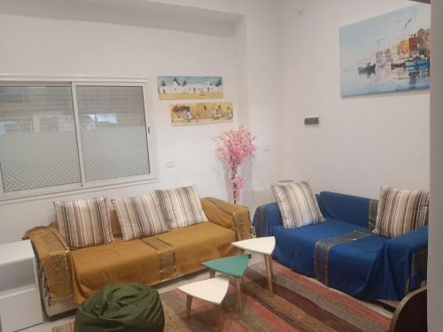 Front beach cosy apartment in La Goulette