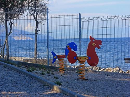 A környék, Amazing sea view apartment, 23 in Ravni