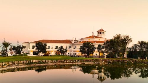 Duquesa Golf Club – khách sạn tại Manilva