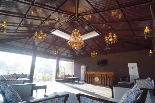 Vestabils, Citrus Prime Bandhavgarh Resort & Cottages in Dhamokhar