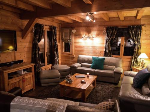 Luxieuze Chalet near the center of Morzine with sauna and hot tub