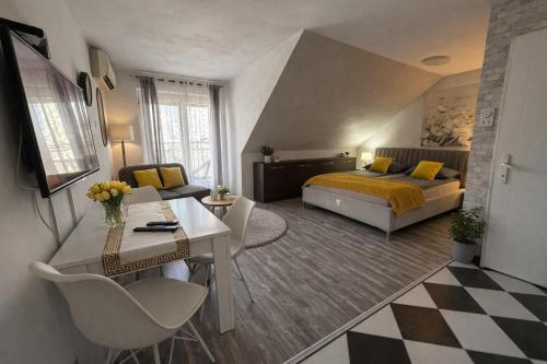 Iva Penthouse