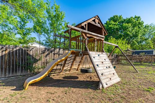 Parque infantil, ArtLens Casa in Schertz (TX)