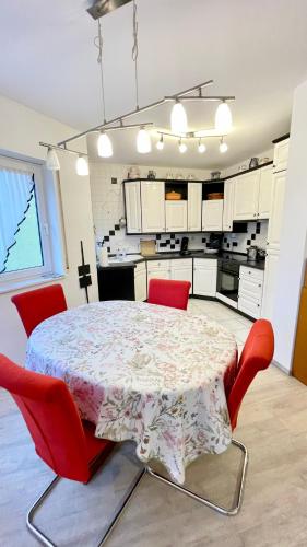 MBZ Monteurwohnung Altforweiler 4 ZKB in Uberherrn