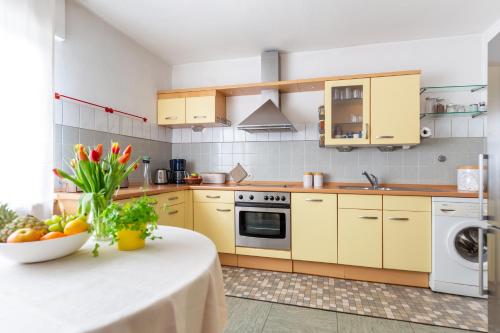 Facilities, Gastehaus & Ferienwohnung Jungblut im Fachwerkhaus in Schlitz