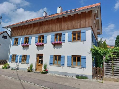 Gemütliches, helles, voll ausgestattetes Apartment mit Terrasse (Gemutliches, helles, voll ausgestattetes Apartment mit Terrasse) in Waal