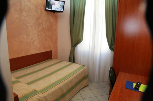 Superior Single Room image 4