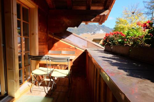 Balkons/terase, Comfortable quiet apartement with great view in Diemtigen