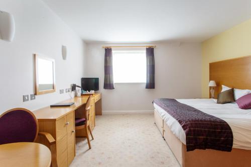 George Albert Hotel & Spa Room Type - Deluxe Double Room with Shower