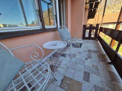 Erkély/terasz, Cardak HOME Tuzla - apartmani i sobe in Tuzla