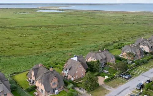Listend Blick in List auf Sylt, Deutschland