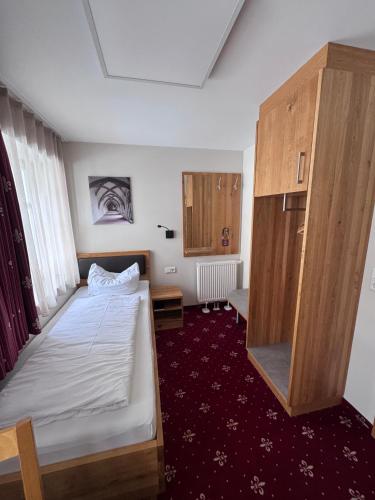 Einzelzimmer 9 in Heidenheim, Deutschland