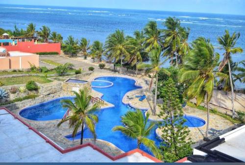 Shanzu Oceanline Beachfront Apartments  in モンバサ