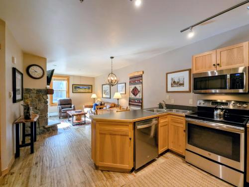 Buffalo Lodge 8320 by SummitCove Lodging in Keystone, USA