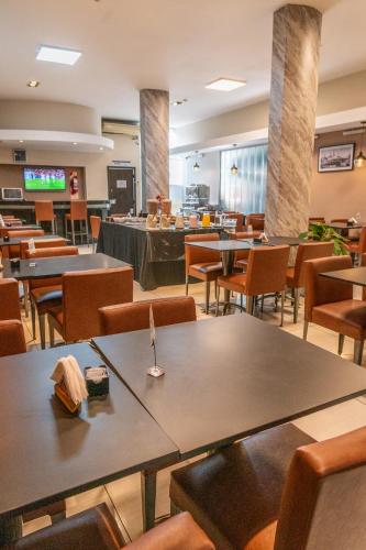 Hotel Everest – Cordoba, IA