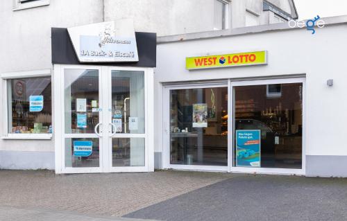 餐廳, BEGE APARTMENTS ComfortLoft in 烏納