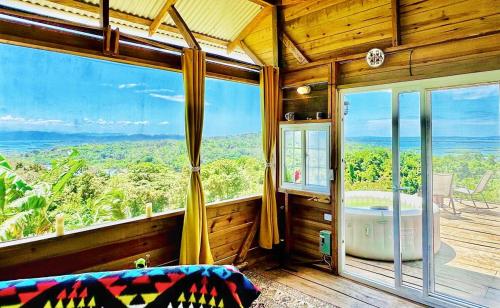 Skats, Mountain Chalet with Awesome Sea View in Punta Laurel