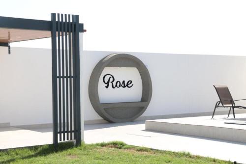Enjoy a relaxing and memorable stay at Rose Chalet in Manah