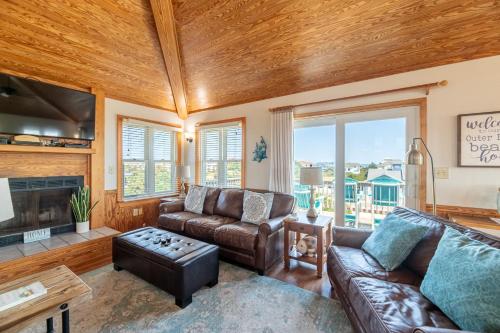 Sandi Hill - Corolla Whalehead 295 Yds to Beach Ocean View Pool Hot Tub Pets OK - image 3