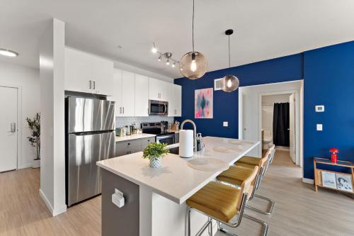 Modern 2BR 2 Bath and Gym near Downtown, Loring Park