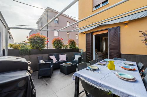Oprema, TERRAZZA D'ORO - Large terrace and free parking in Amendola