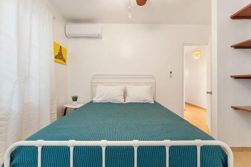 Walkable Rincón Paradise near Plaza & Beaches w/ Carport - image 9