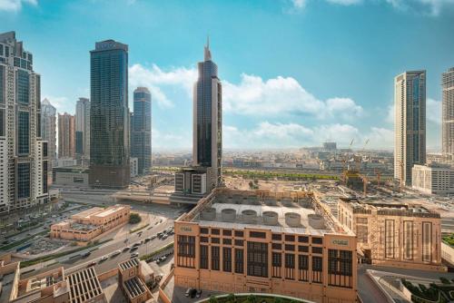 Mahogany 27 - 2BR 10PAX - Walk to Dubai Mall and Views - image 13